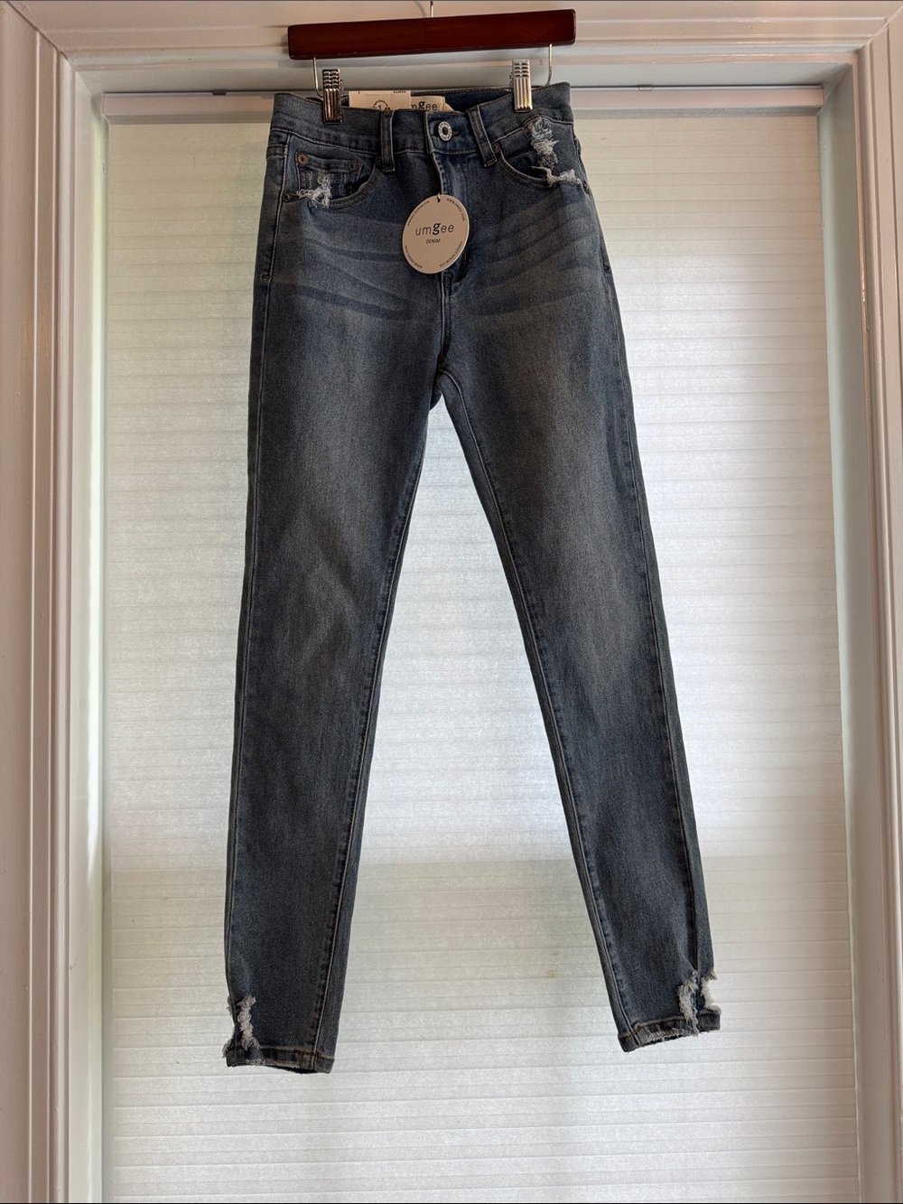 Umgee Skinny High-Rise Jeans in Faded Black